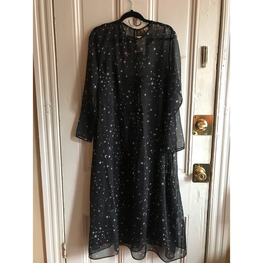 H&M multi color star print dress, sold out online! - Picture 2 of 4